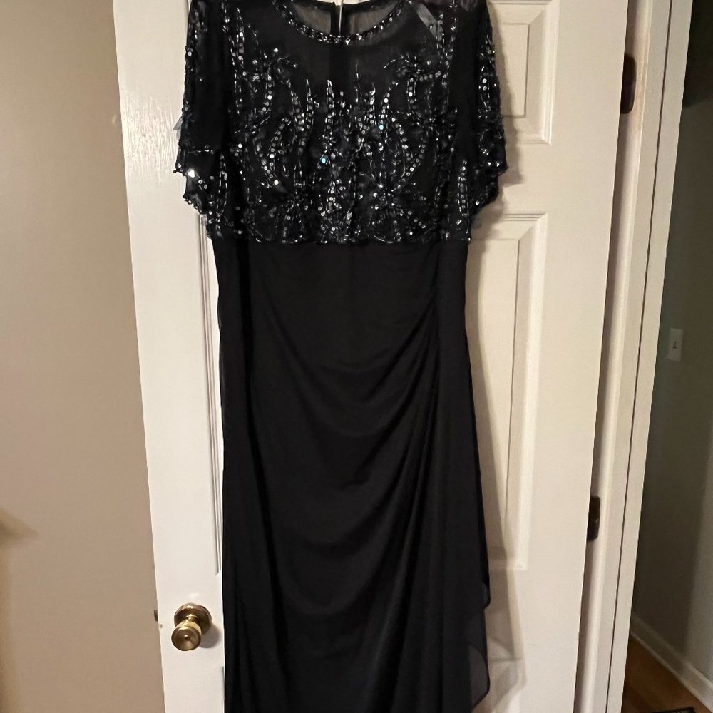 Women's Floor Length Navy Blue Evening Gown